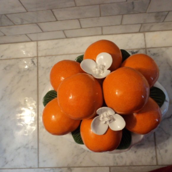 vintage porcelain Capodimonte orange fruit basket~Italy~ large size - Picture 4 of 7